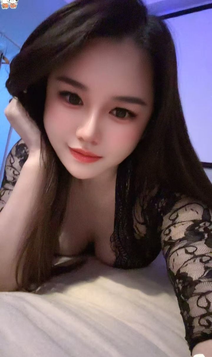 西山微醺小少妇雅迪