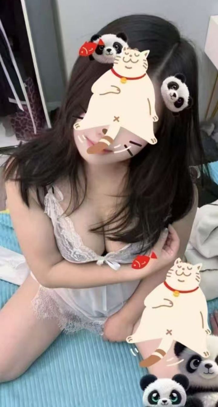 大肉弹兼职小妖精