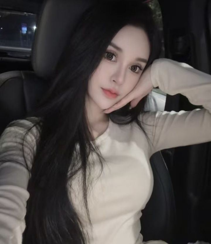白嫩甜妹上门服务