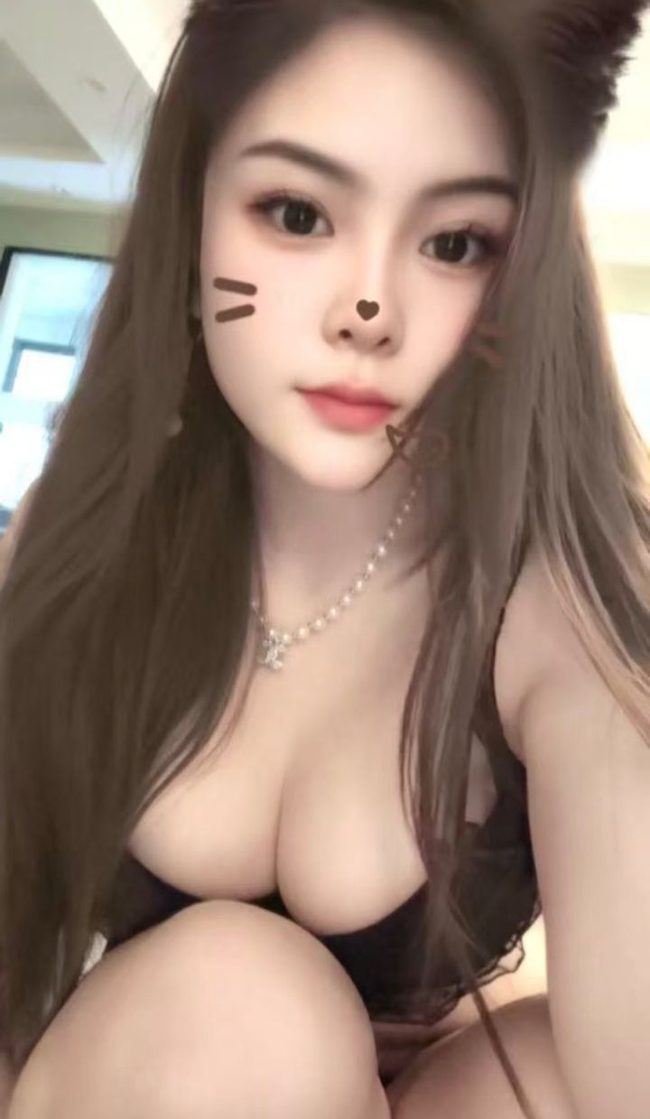 丰乳肥臀情趣辣妹米粒