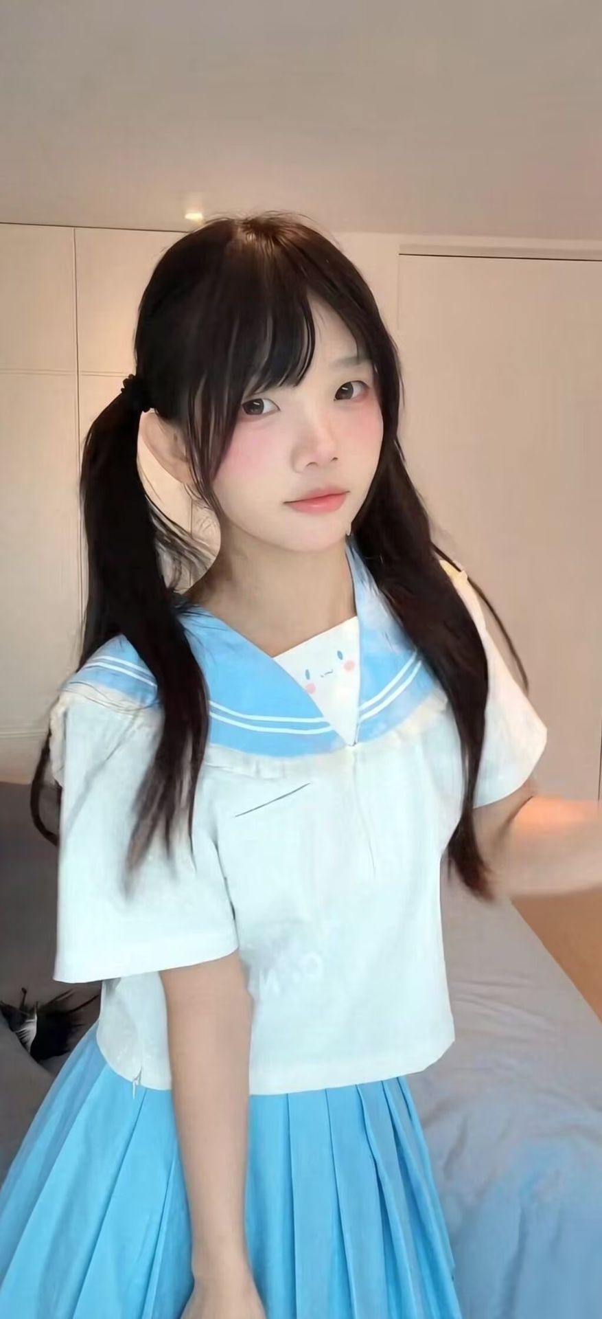 河南洛阳jk少女不定地方在宾馆