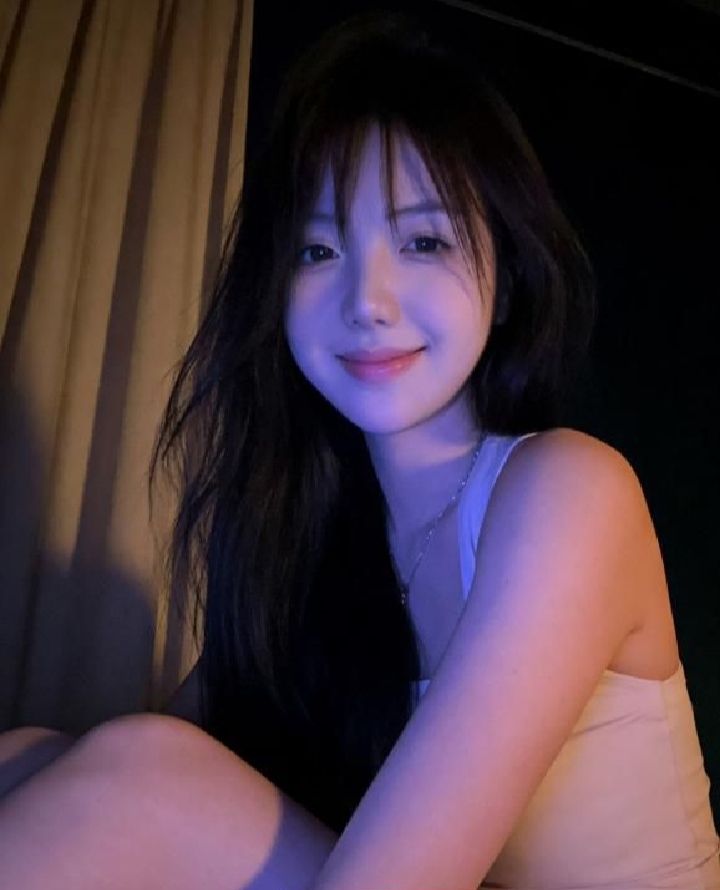 06白嫩丰润甜妹笑笑