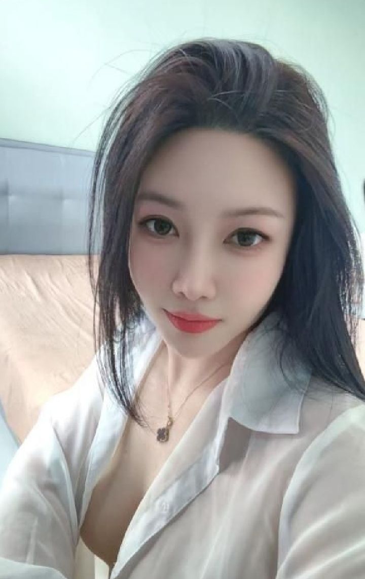 弋江美艳兼职辣妹