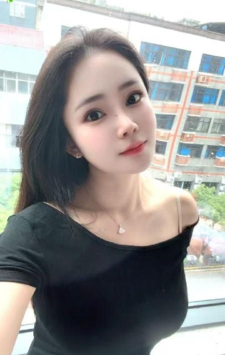 西湖服务系美乳姐姐