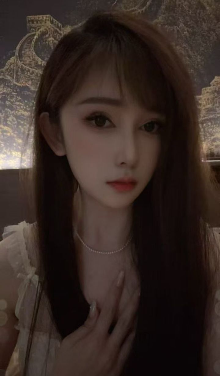 竞秀白嫩甜妹美美