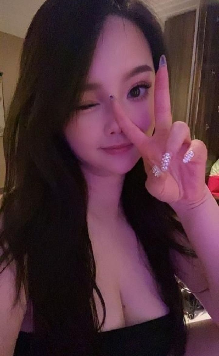 黄岛爆乳欲女猫猫