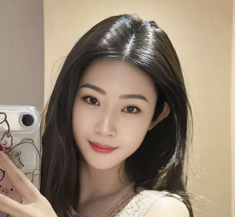 宝安很有气质的妹子，身材好